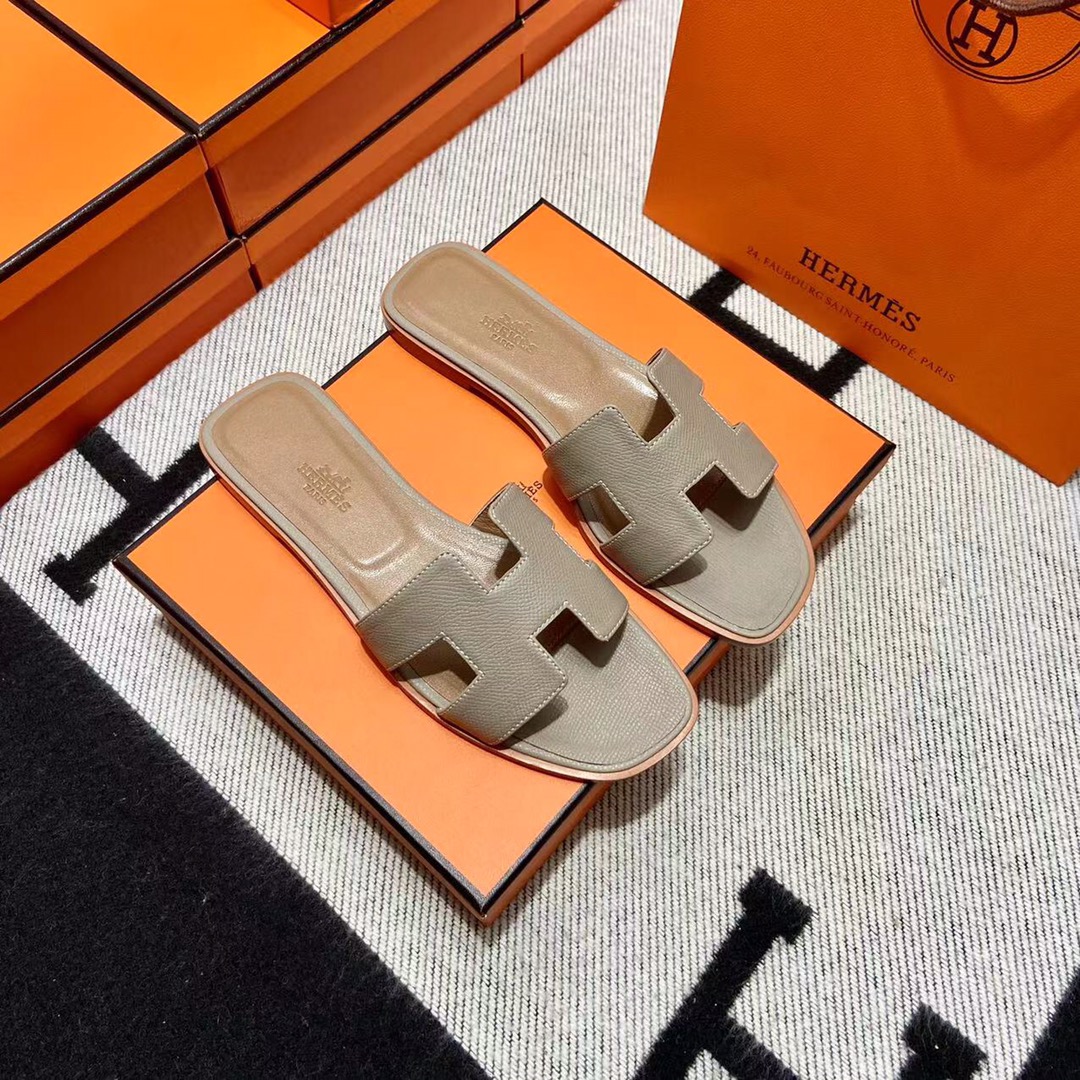 에르메스 올수공 오란 슬리퍼 샌들 앱송 131